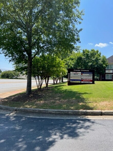 More Photos Of 4330 S Lee St, Buford Medical For Sale