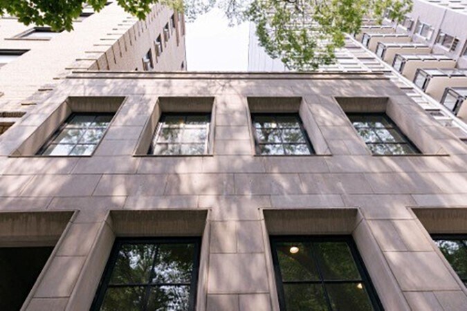 More Photos Of 22 E Elm St, Chicago Storefront Retail Office For Sale