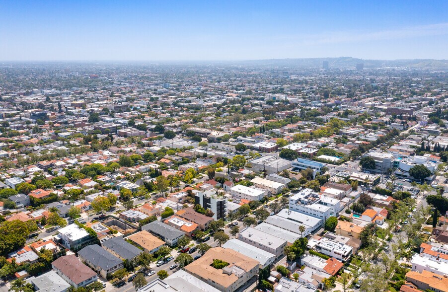 More Photos Of 332 S Doheny Dr, Beverly Hills Land For Sale