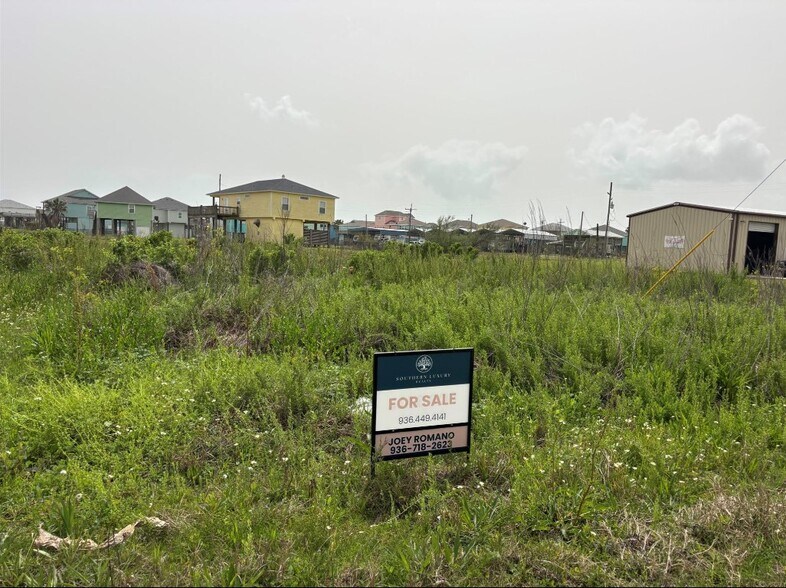 More Photos Of 2238 Highway 87, Crystal Beach Land For Sale