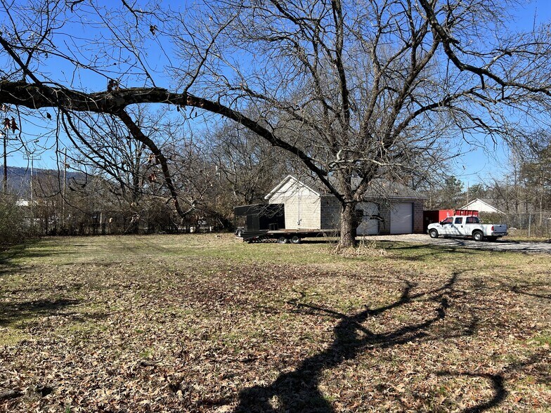 More Photos Of 4511 Dodds Ave, Chattanooga Warehouse For Sale