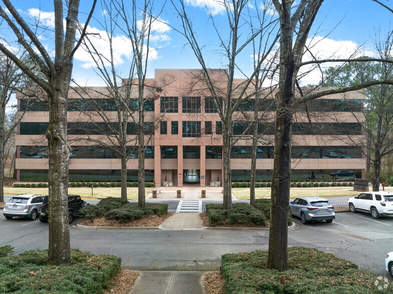More Photos Of 1900 International Park Dr, Birmingham Office For Lease