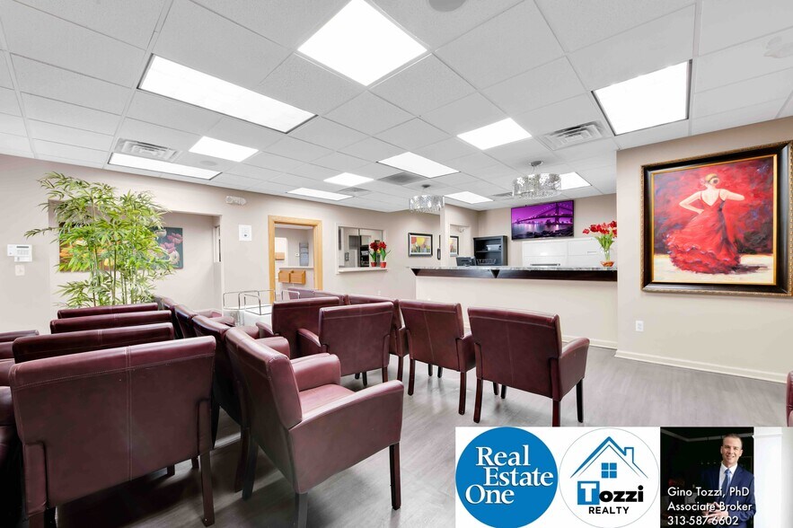 More Photos Of 27253 Van Dyke Ave, Warren Medical For Lease