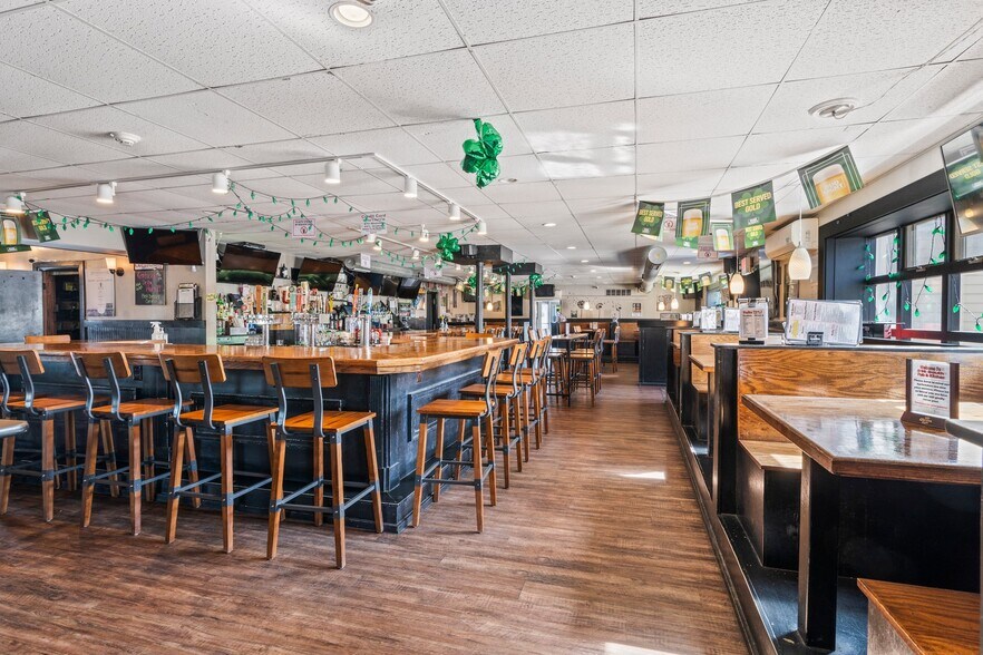 More Photos Of 814 S White Horse Pike, Somerdale Restaurant For Sale