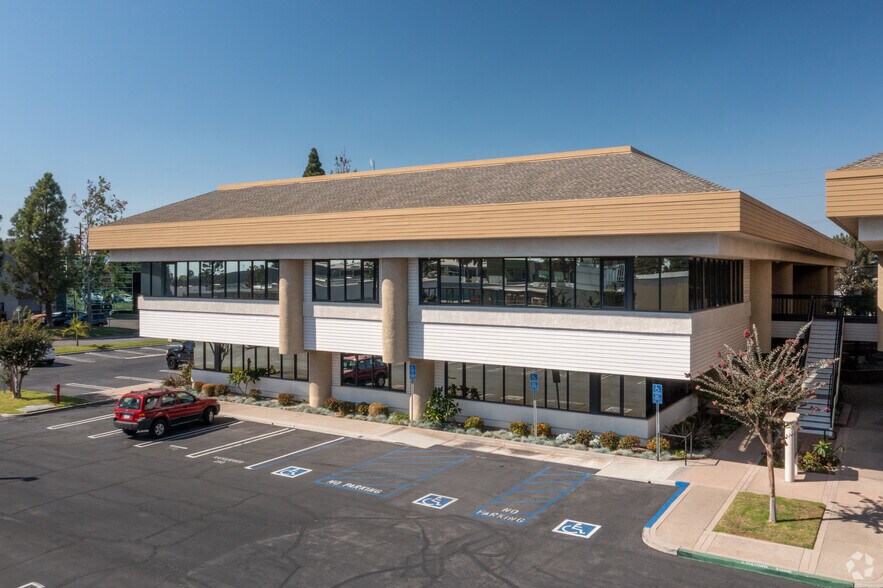 More Photos Of , Huntington Beach Office For Sale