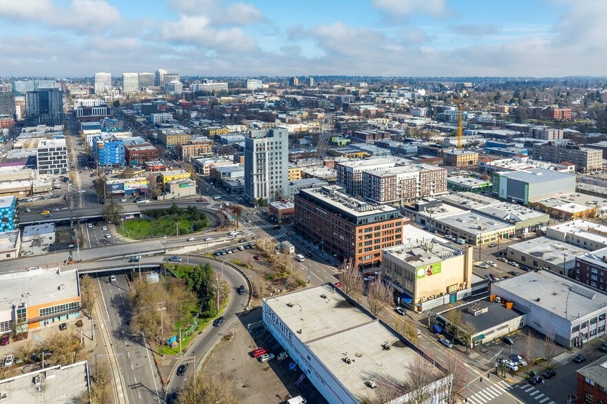 More Photos Of 1006 SE Grand Ave, Portland Loft Creative Space For Sale