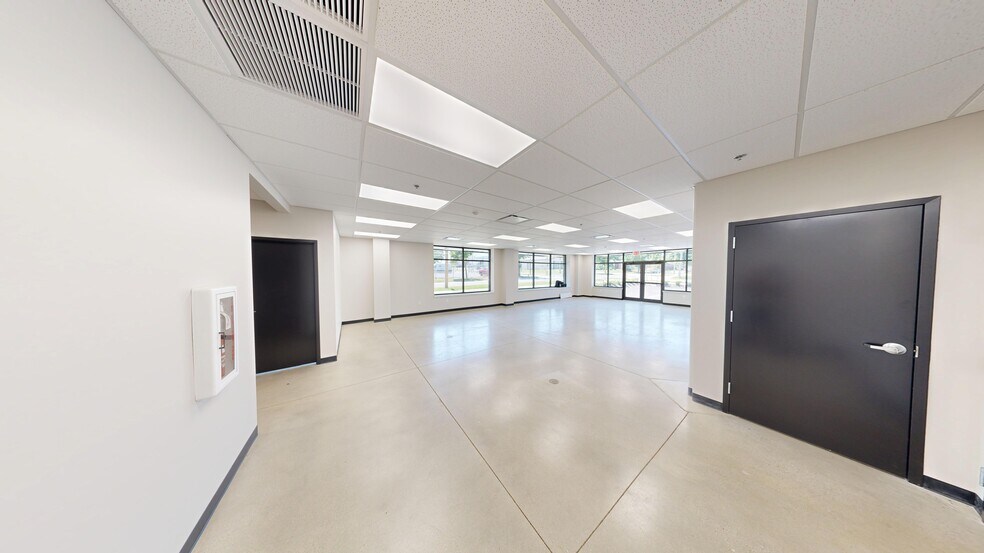 More Photos Of 701 E Wayne St, Fort Wayne Office For Lease