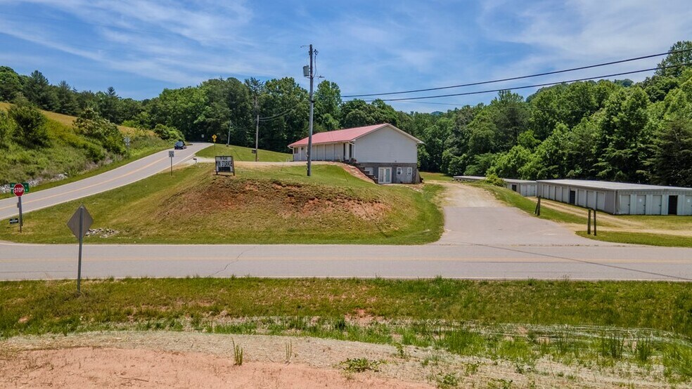 More Photos Of 503 Dowdle Mountain Rd, Franklin Land For Sale