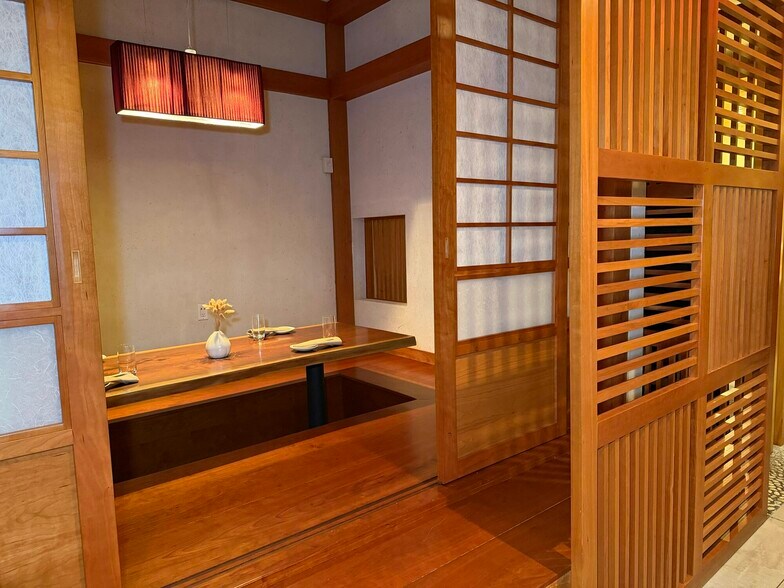 More Photos Of 365-367 W 46th St, New York Apartments For Sale