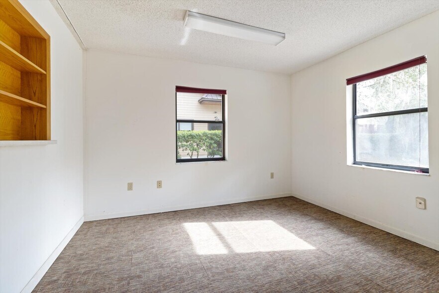 More Photos Of 2303 W Highway 44, Inverness Office For Sale