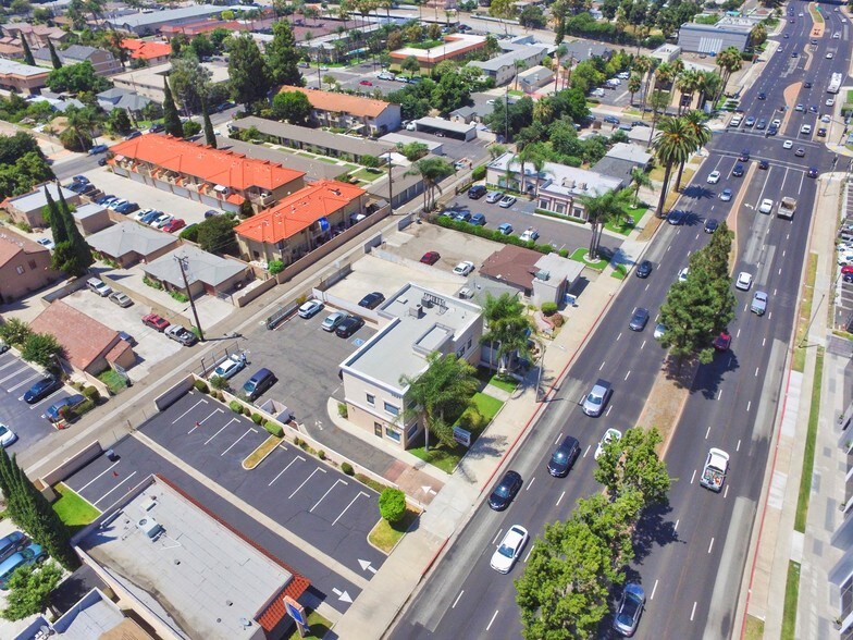 More Photos Of 5821 Beach Blvd, Buena Park Medical For Lease