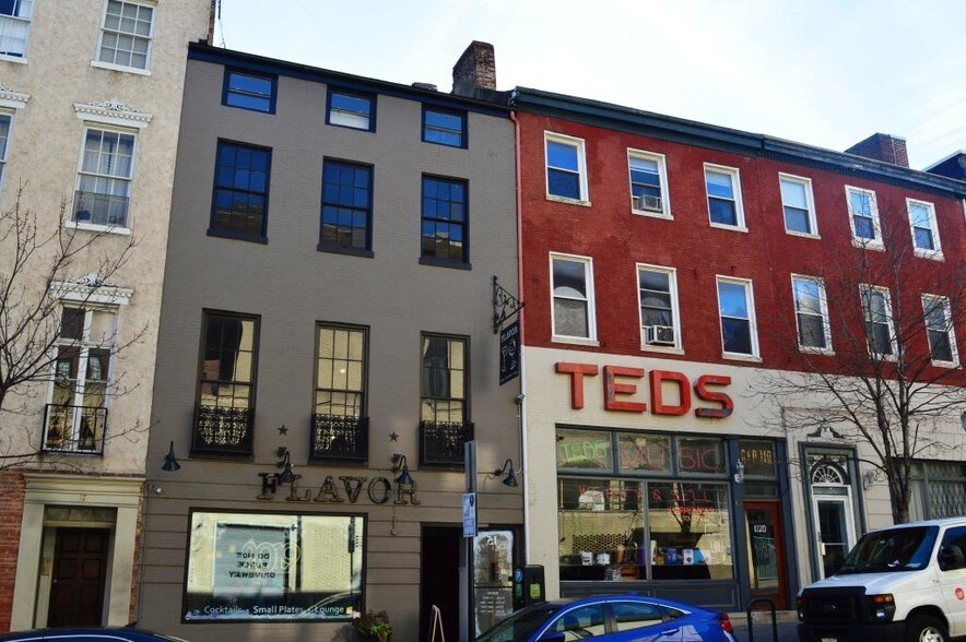 More Photos Of 15 E Centre St, Baltimore Bar For Sale