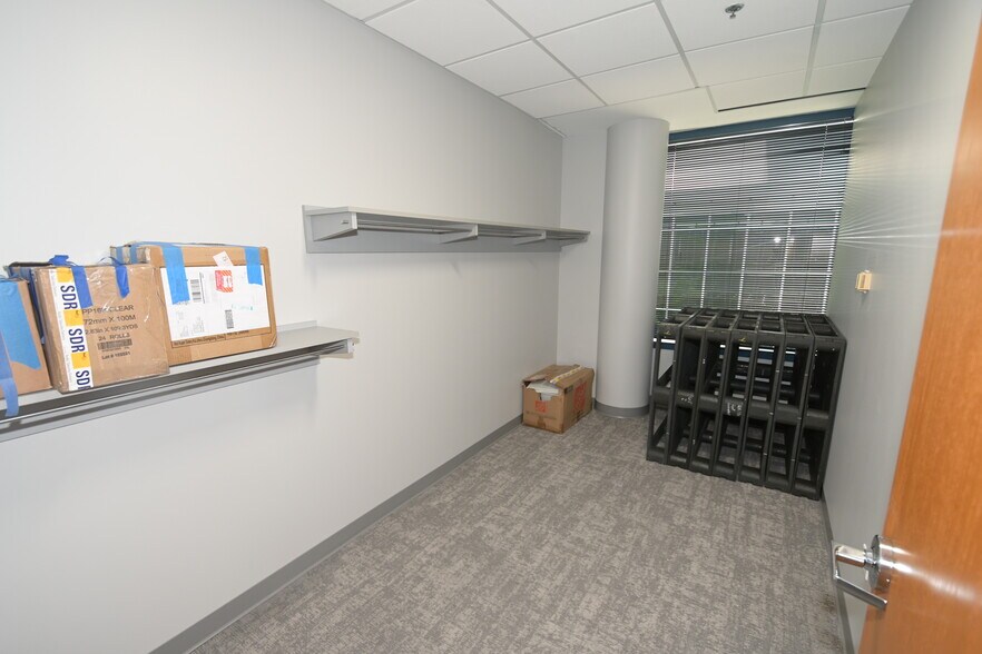More Photos Of 225 E Robinson St, Orlando Office Residential For Lease