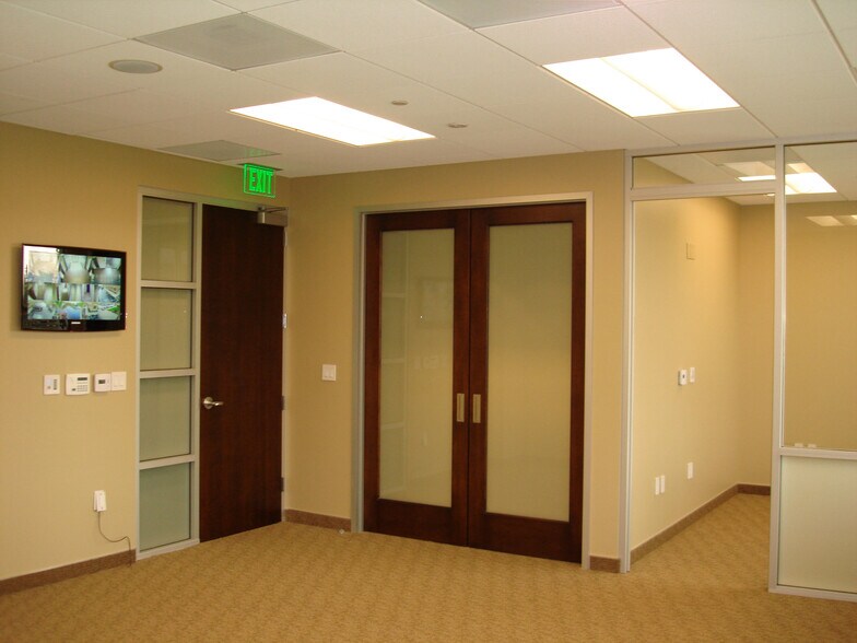 More Photos Of 18426 Brookhurst St, Fountain Valley Medical For Lease