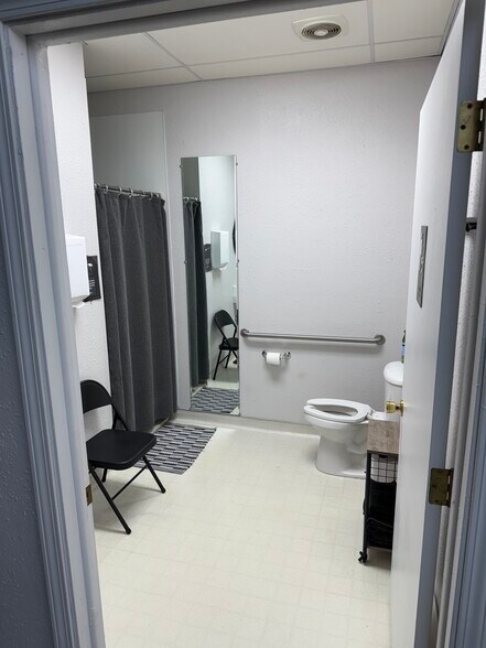 More Photos Of 111 2nd St E, Chester Specialty For Sale