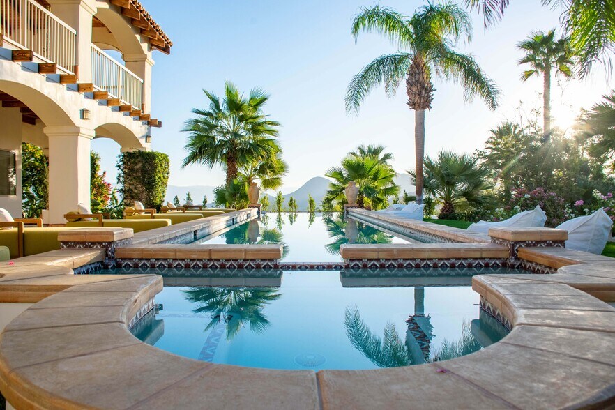 More Photos Of 71555 Jaguar Way, Palm Desert Specialty For Sale