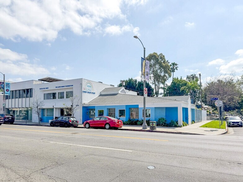 Primary Photo Of 6926 Melrose Ave, Los Angeles Loft Creative Space For Sale