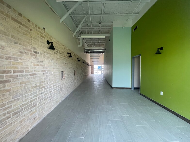 More Photos Of 500 W Business Highway 77, San Benito General Retail For Lease