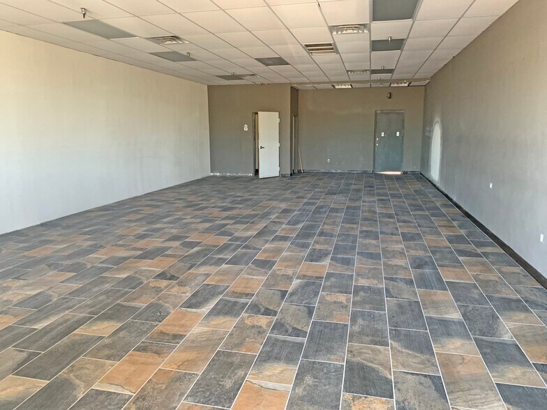 More Photos Of 4325 S 48th St, Tempe Unknown For Lease