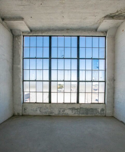 More Photos Of 401 Main St, Caldwell Manufacturing For Sale