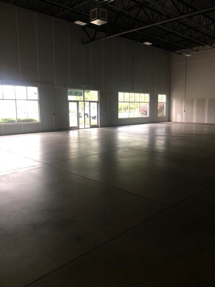 More Photos Of 10051 Simonson Rd, Harrison Showroom For Lease