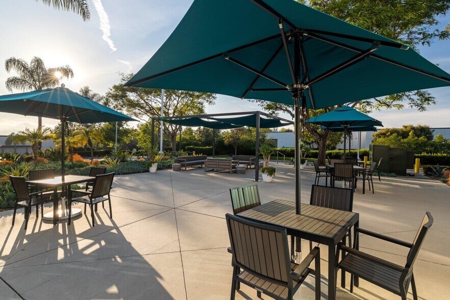 More Photos Of 2701 Loker Ave W, Carlsbad Office For Lease