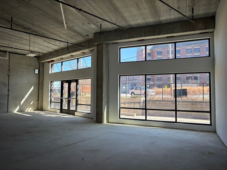 More Photos Of 2800 Franklin Blvd, Cleveland Apartments For Lease