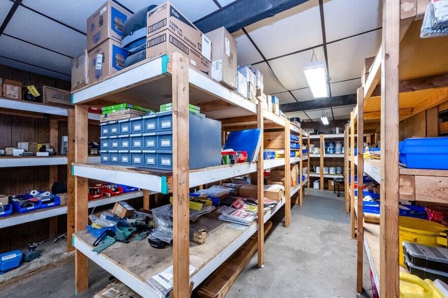More Photos Of 521 Langley Ave, Saint Joseph Industrial For Sale