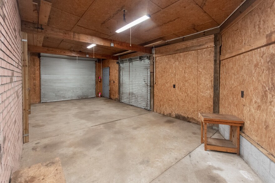 More Photos Of 535 W Main St, Franklin Specialty For Sale