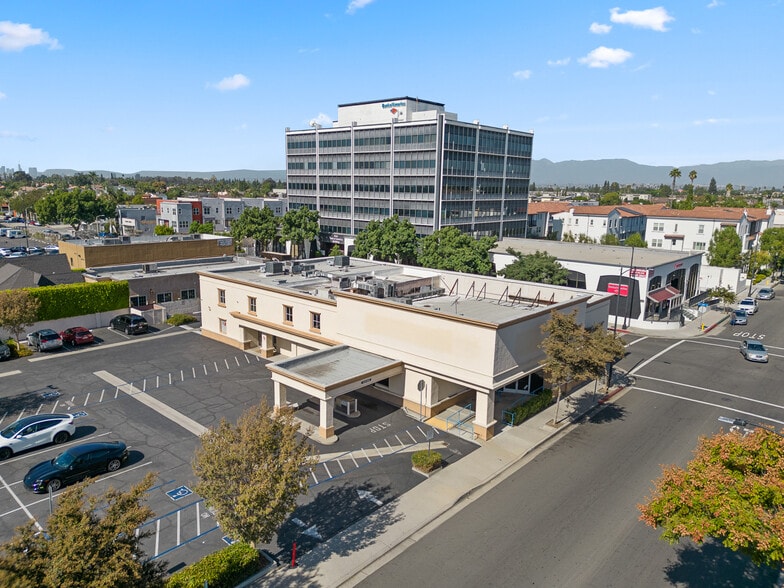 Primary Photo Of 11101 La Reina Ave, Downey Bank For Lease