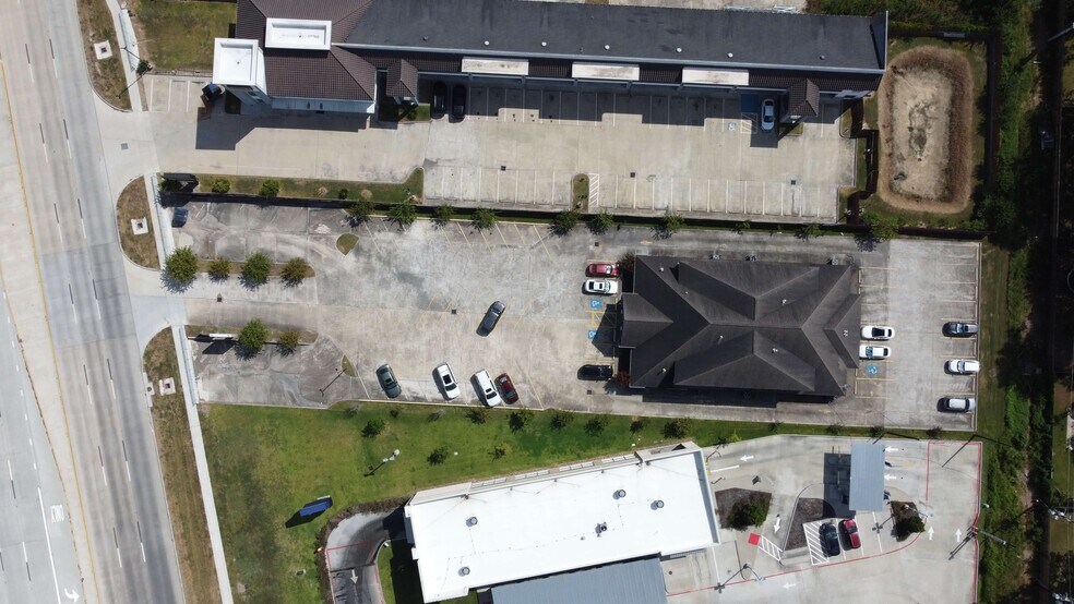 More Photos Of 8530 E FM 1960, Humble Office For Sale