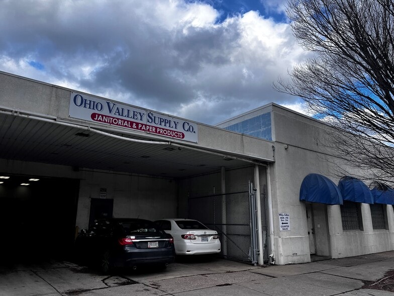 More Photos Of 2011 St Clair Ave NE, Cleveland Auto Repair For Sale