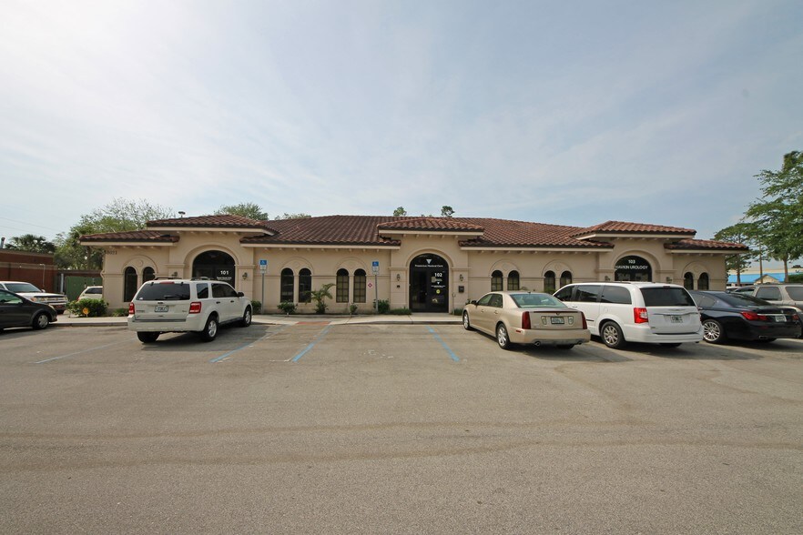 More Photos Of 3021 Eau Gallie Blvd, Melbourne Medical For Lease