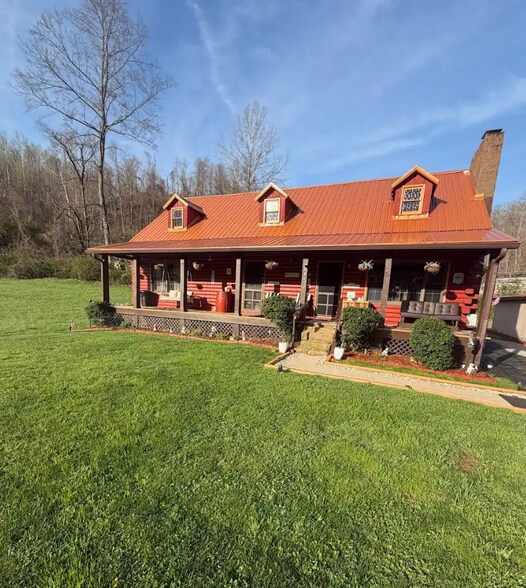 More Photos Of 2507 5th Street Rd, Huntington Specialty For Sale