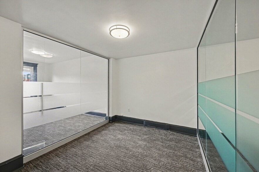 More Photos Of 110 Clarence St, Ottawa Office For Lease