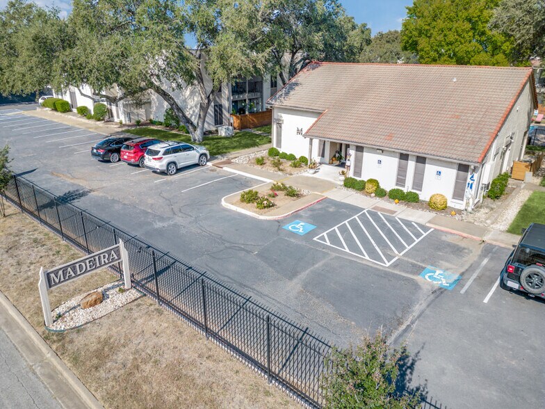 More Photos Of 7301 Sanger Ave, Waco Apartments For Sale