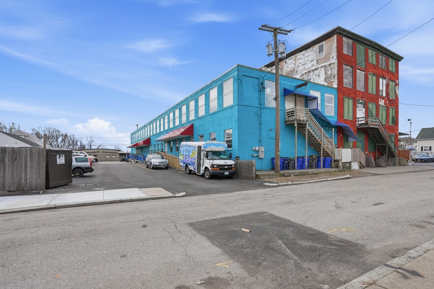 More Photos Of 120 Webster St, Pawtucket Manufacturing For Sale