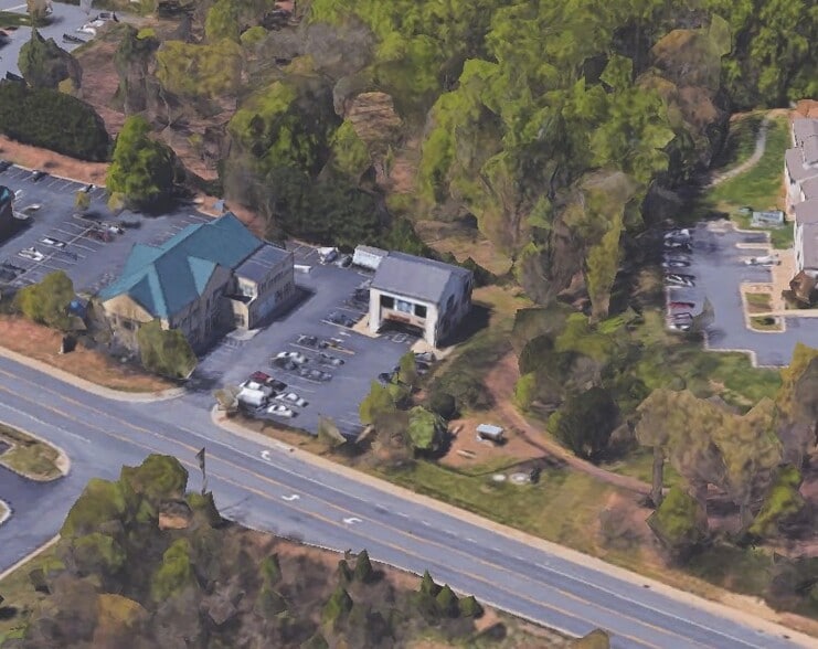 More Photos Of 3317 Berkmar Dr, Charlottesville Office For Lease