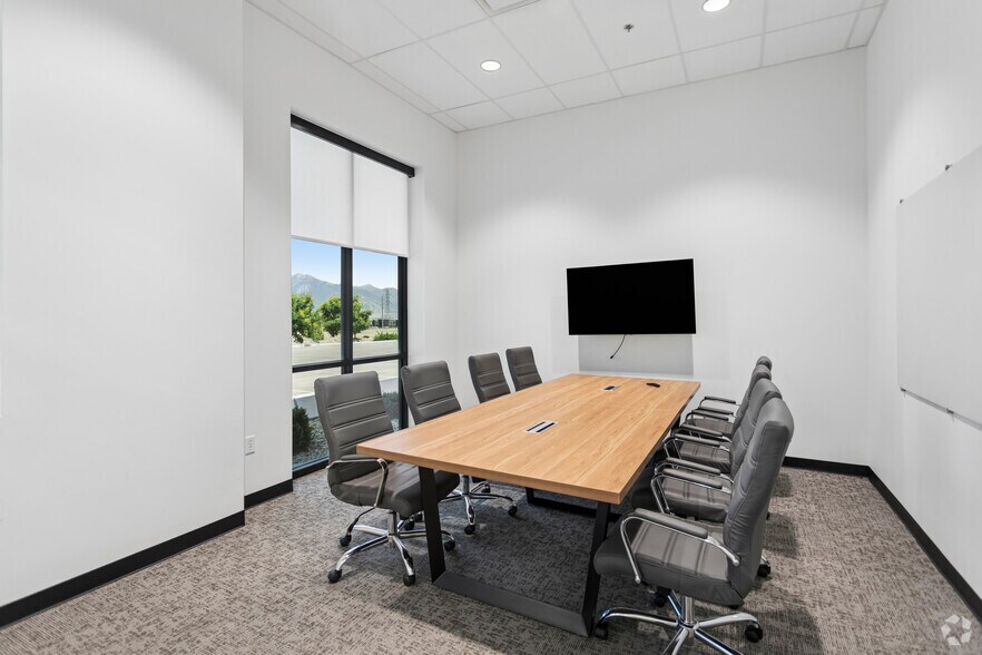 More Photos Of 11400 S Mountain View Cor, South Jordan Distribution For Lease
