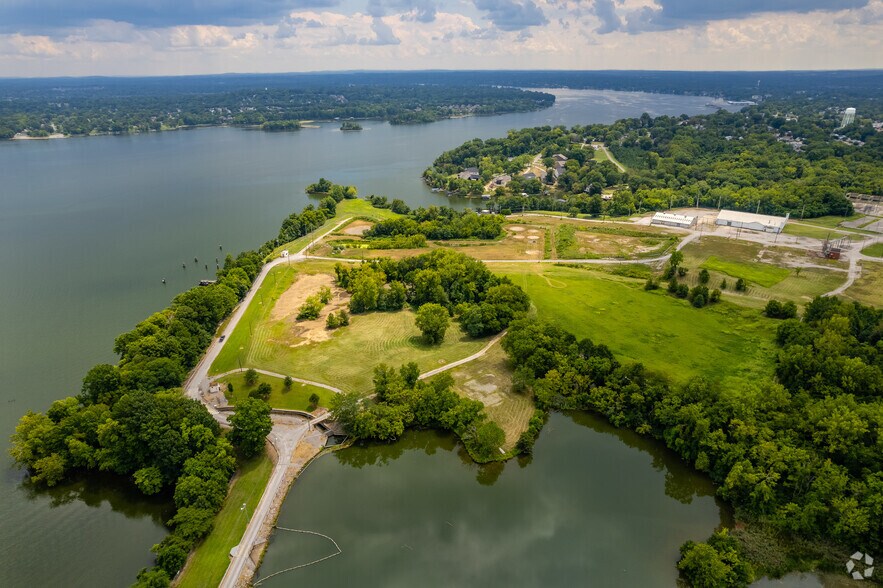 More Photos Of 1002 Industrial Dr, Old Hickory Land For Lease