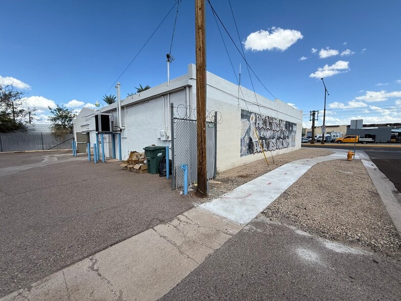 More Photos Of 3820 S Central Ave, Phoenix Warehouse For Sale