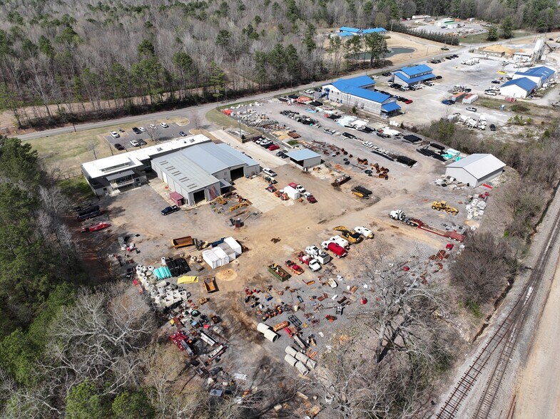 More Photos Of 2511 Ruffner Rd, Birmingham Warehouse For Sale