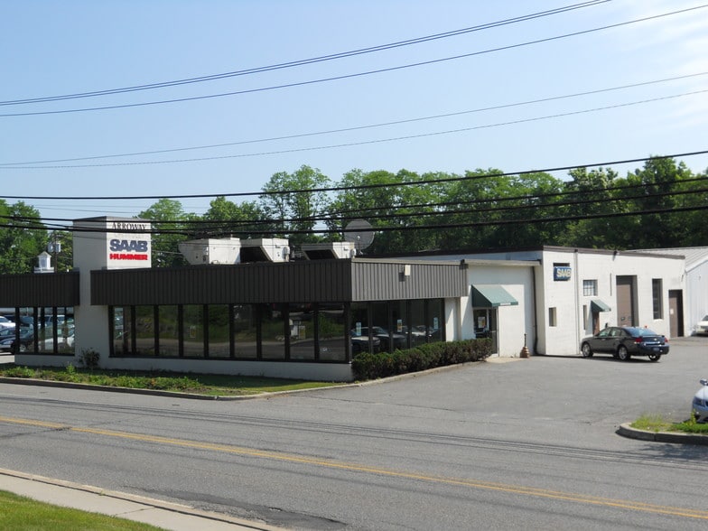 More Photos Of 140 Bedford Rd, Katonah Auto Dealership For Lease
