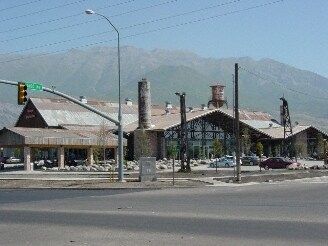 More Photos Of 555 S Geneva Rd, Lindon Freestanding For Sale