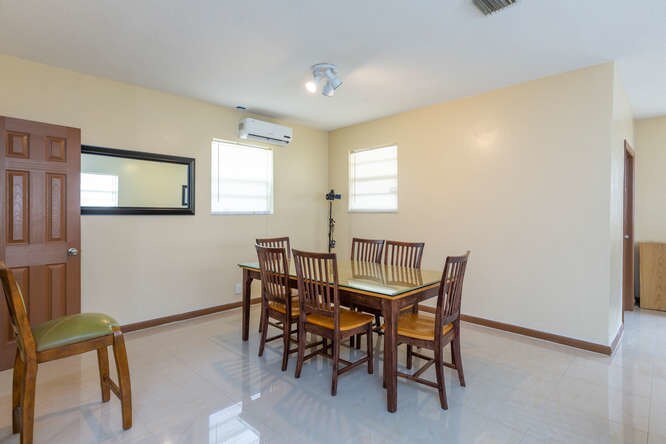 More Photos Of 1000 Foster Rd, Hallandale Beach Religious Facility For Sale