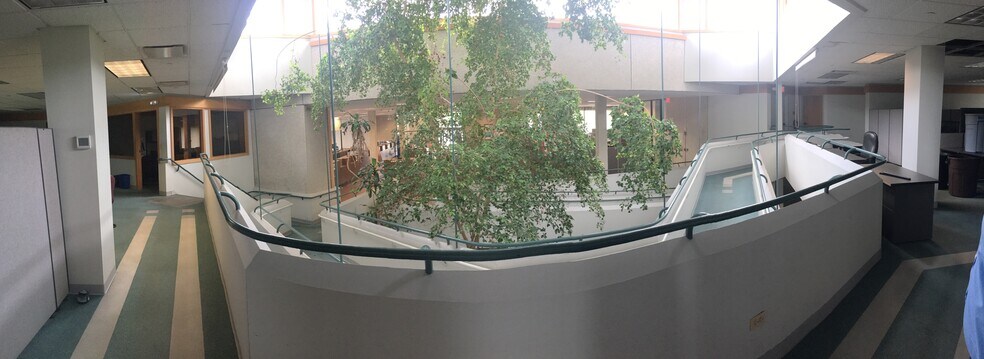 More Photos Of 486 W Liberty St, Wauconda Office For Lease