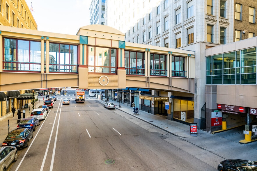 More Photos Of 825 Nicollet Mall, Minneapolis Office For Lease