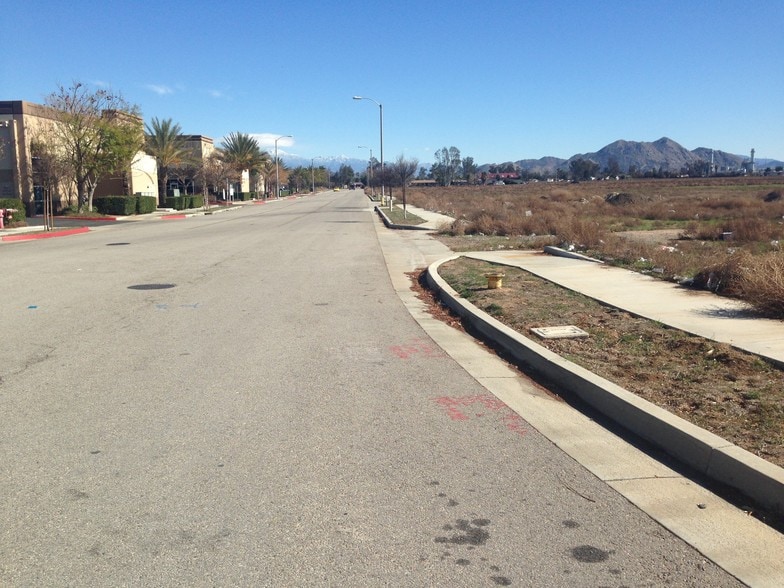 Primary Photo Of Illinois Ave, Perris Land For Sale
