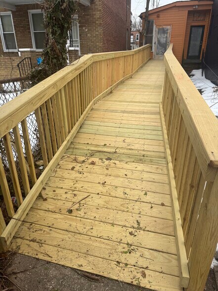 More Photos Of 2449 Shirley Ave, Baltimore Flex For Sale