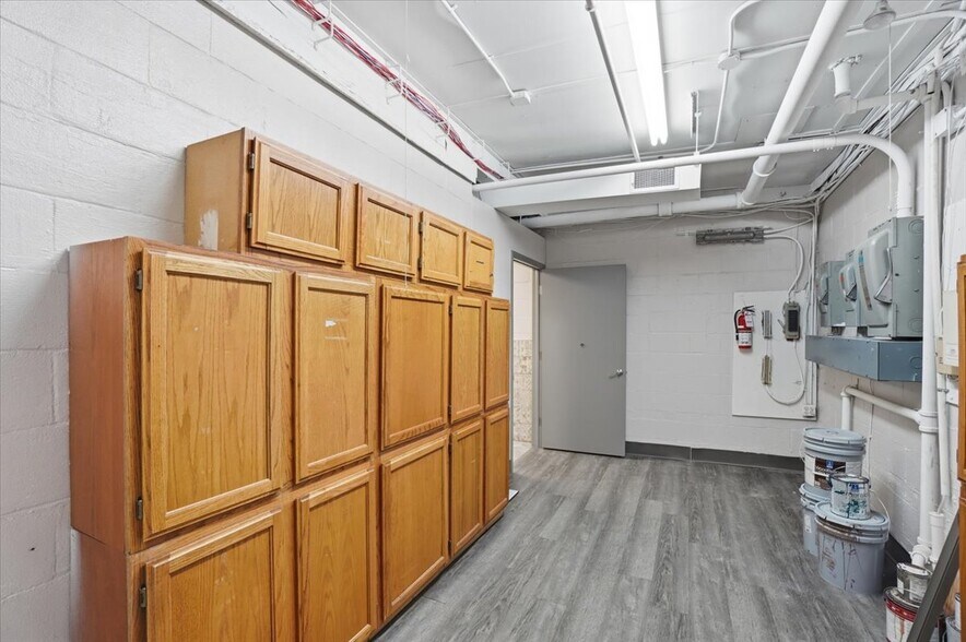 More Photos Of 175 E Broadway Ave, Westerville Office For Lease